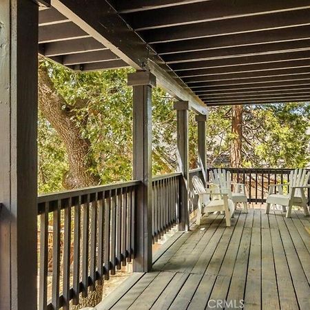 Charming Getaway Cabin レイク・アローヘッド エクステリア 写真